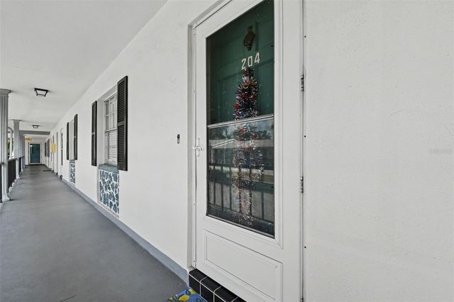100 GLENNES LANE 204, Dunedin, FL 34698