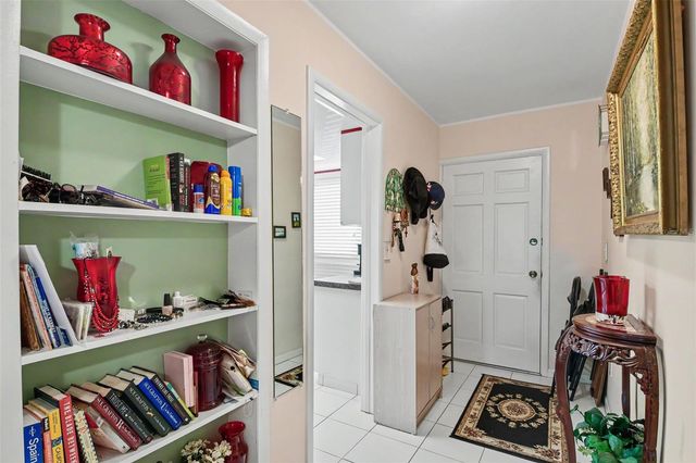 100 GLENNES LANE 204, Dunedin, FL 34698