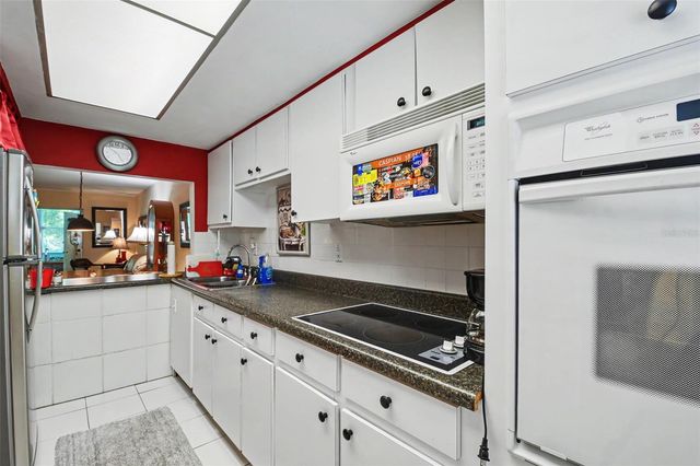 100 GLENNES LANE 204, Dunedin, FL 34698