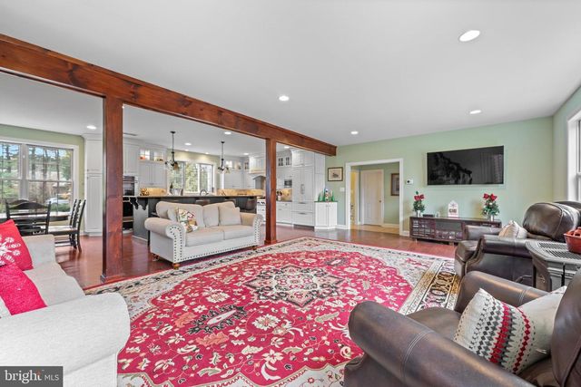 1936 LENAPE RD, West Chester, PA 19382