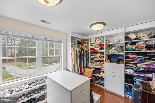 1936 LENAPE RD, West Chester, PA 19382