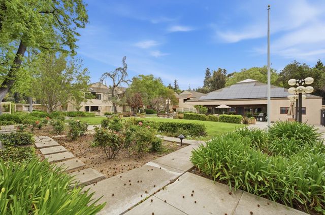 449 Alberto Way C134, Los Gatos, CA 95032