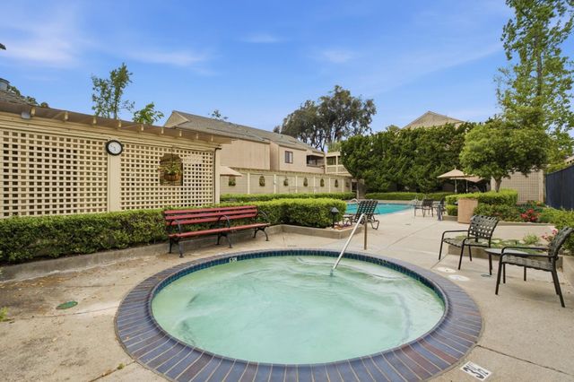 449 Alberto Way C134, Los Gatos, CA 95032