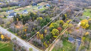 285 B N Old Crystal Bay Road, Orono, MN 55356