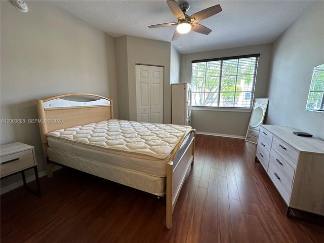 6841 SW 44th St 209, Miami, FL 33155