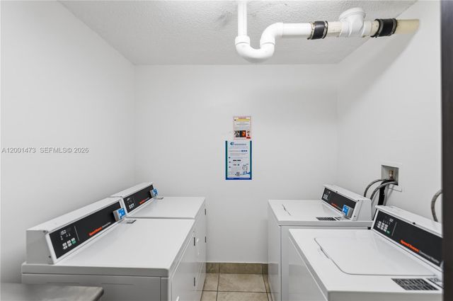 2851 NE 183rd St 502E, Aventura, FL 33160