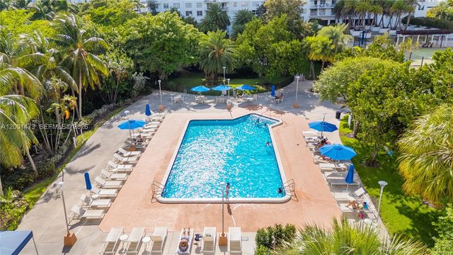 2851 NE 183rd St 502E, Aventura, FL 33160