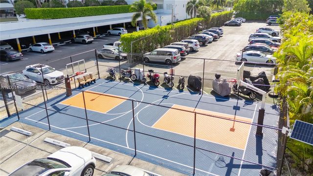 2851 NE 183rd St 502E, Aventura, FL 33160