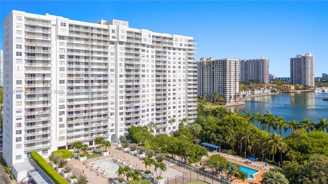 2851 NE 183rd St 502E, Aventura, FL 33160