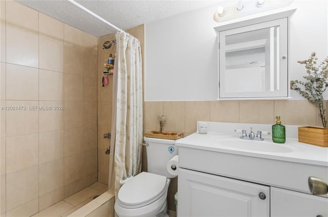 2851 NE 183rd St 502E, Aventura, FL 33160