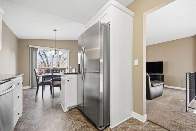 1091 Churchill Place, Shoreview, MN 55126