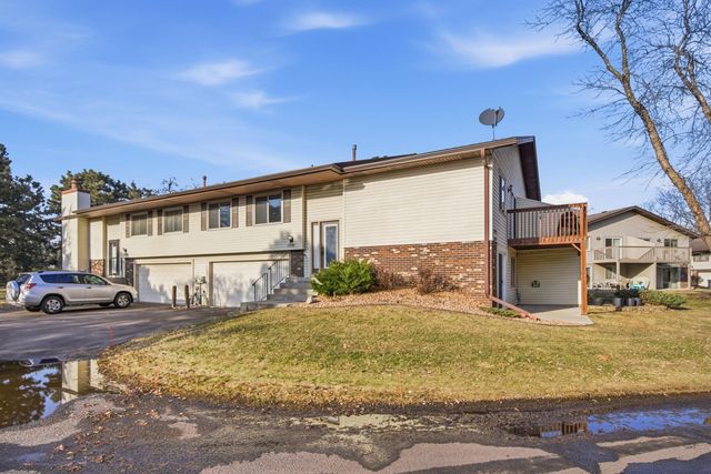 1091 Churchill Place, Shoreview, MN 55126