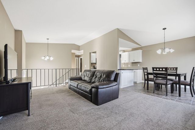 1091 Churchill Place, Shoreview, MN 55126