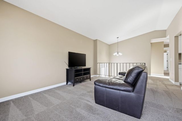 1091 Churchill Place, Shoreview, MN 55126