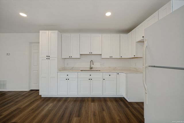 5611 GREEN MANOR ST, San Antonio, TX 78223