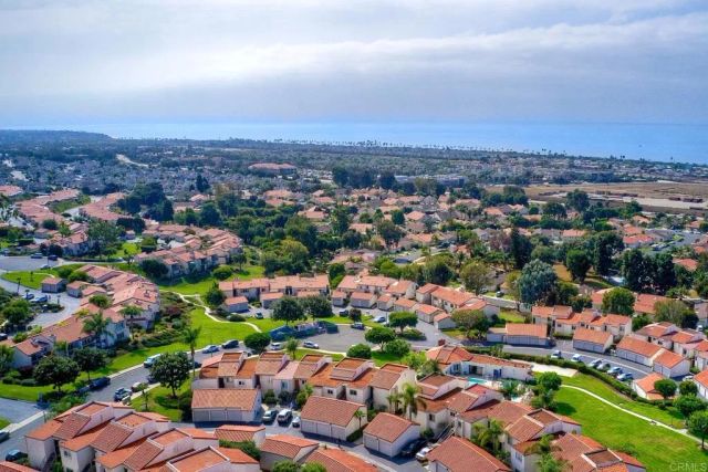 916 Caminito Estrada B, Carlsbad, CA 92011