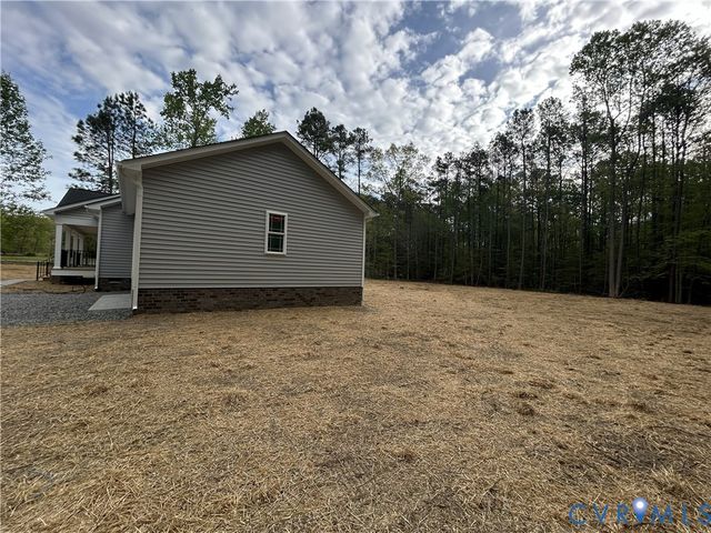 6731 Caboose Ln, Sandston, VA 23150