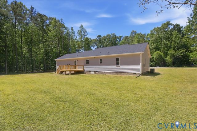 6731 Caboose Ln, Sandston, VA 23150