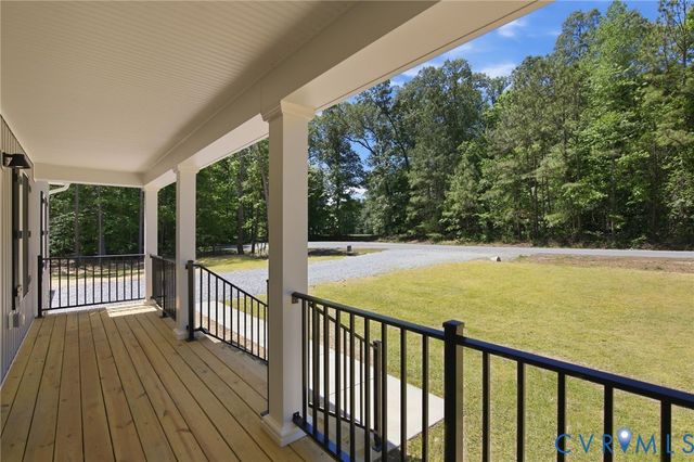 6731 Caboose Ln, Sandston, VA 23150