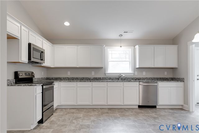 6731 Caboose Ln, Sandston, VA 23150
