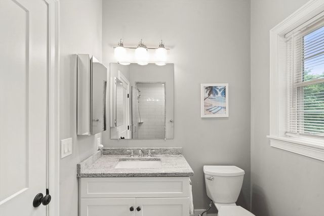 14 Adams St 14, Medfield, MA 02052