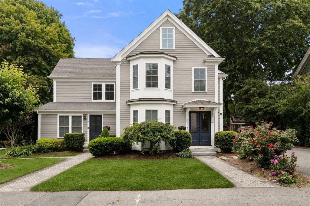 14 Adams St 14, Medfield, MA 02052