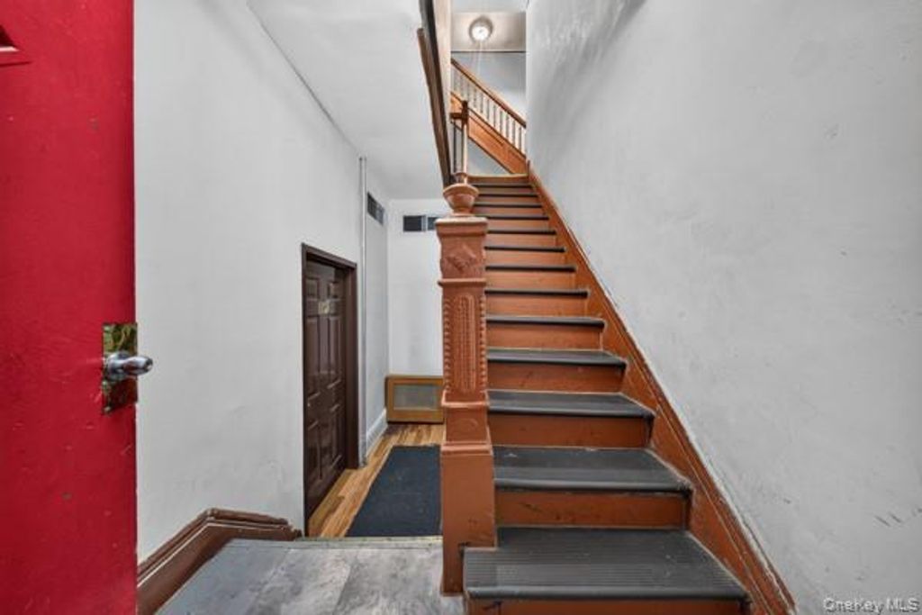 2-97 St Nicholas Avenue, Ridgewood, NY 11385 — photo 3