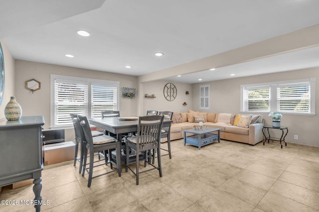 507 Thompson Place, Middletown, NJ 07748