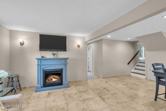 507 Thompson Place, Middletown, NJ 07748