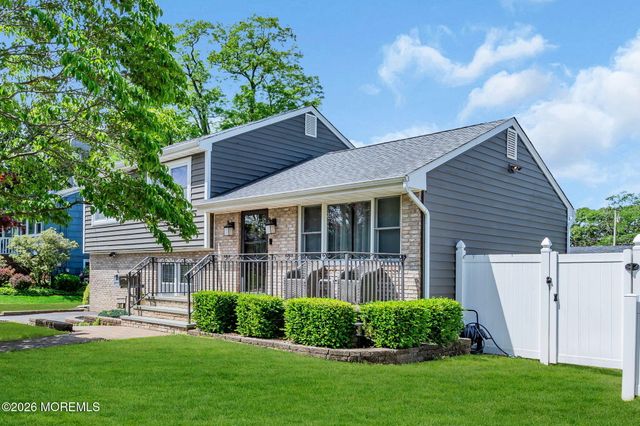 507 Thompson Place, Middletown, NJ 07748