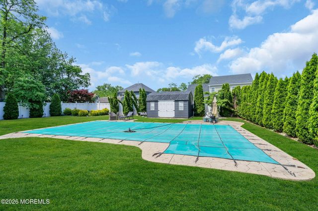 507 Thompson Place, Middletown, NJ 07748