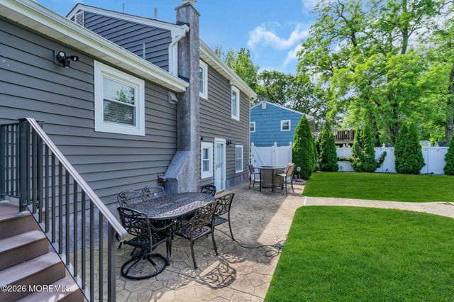 507 Thompson Place, Middletown, NJ 07748