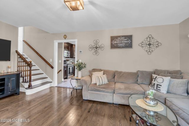 507 Thompson Place, Middletown, NJ 07748
