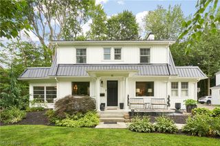 111 Overwood Road, Akron, OH 44313
