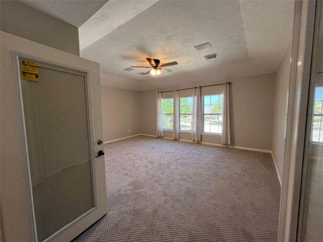 435 Twin Timbers Lane, Kemah, TX 77565