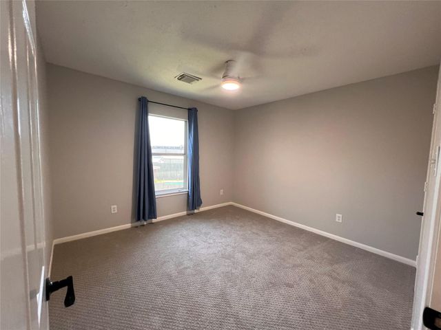 435 Twin Timbers Lane, Kemah, TX 77565