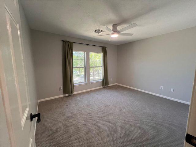 435 Twin Timbers Lane, Kemah, TX 77565