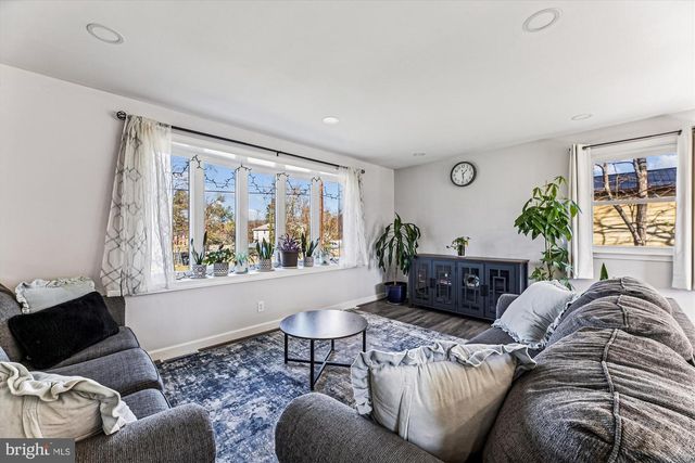 3015 WALNUT LN, Waldorf, MD 20601