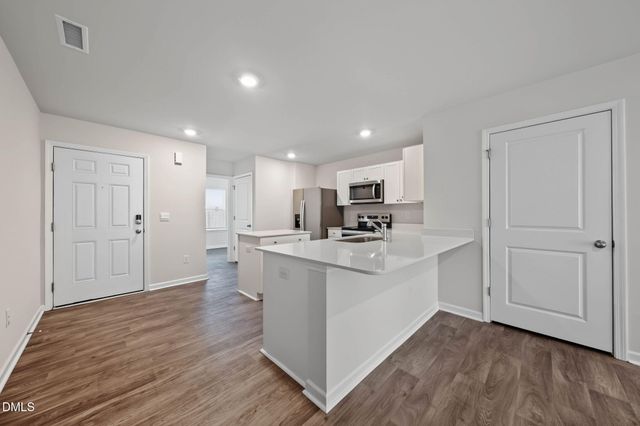 8550 Beckett Chase Way, Raleigh, NC 27616