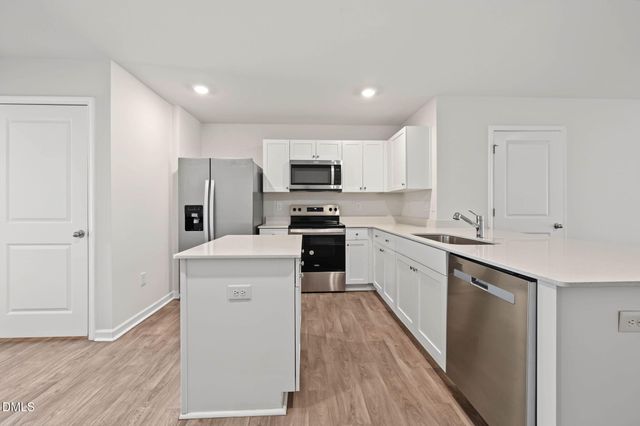 8550 Beckett Chase Way, Raleigh, NC 27616