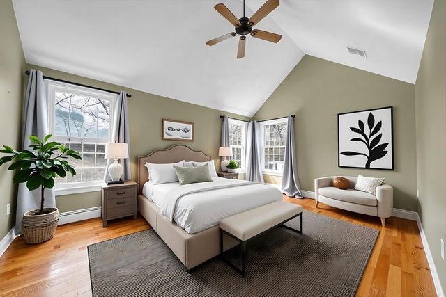 8 Jacqueline Dr, Amesbury, MA 01913