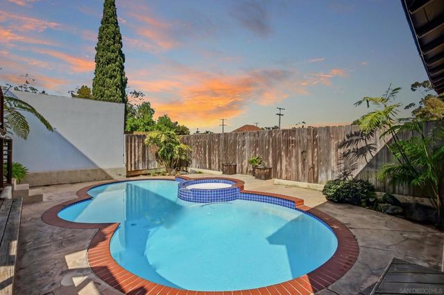 3625 Kite St, San Diego, CA 92103