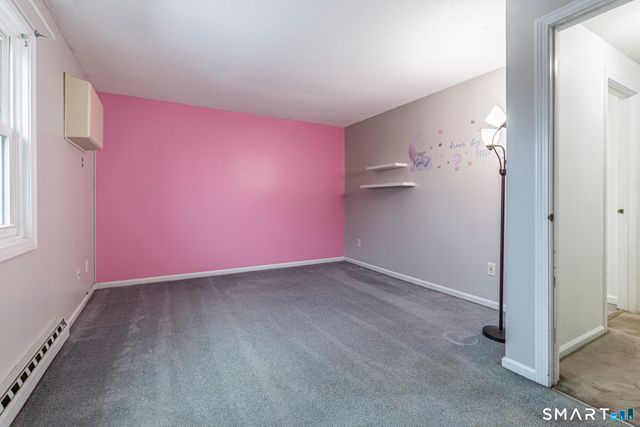 71 White Oak Avenue APT B6, Plainville, CT 06062