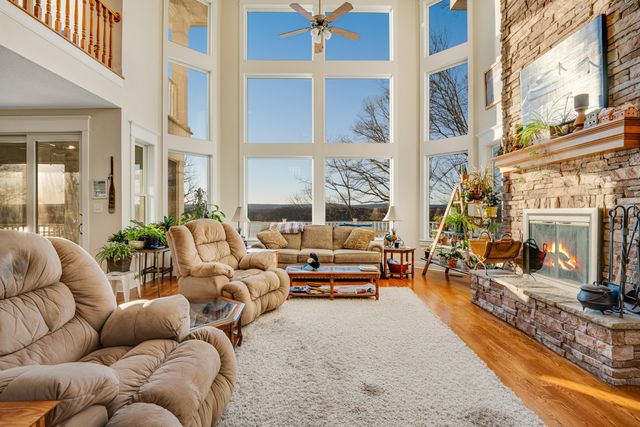 14302 Bluffview Drive, Birchwood, TN 37308