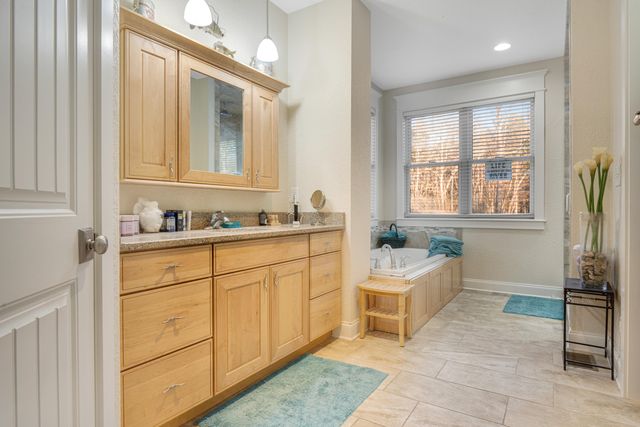 14302 Bluffview Drive, Birchwood, TN 37308