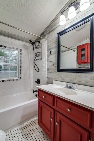 702 Kernodle Street, Rockwall, TX 75087