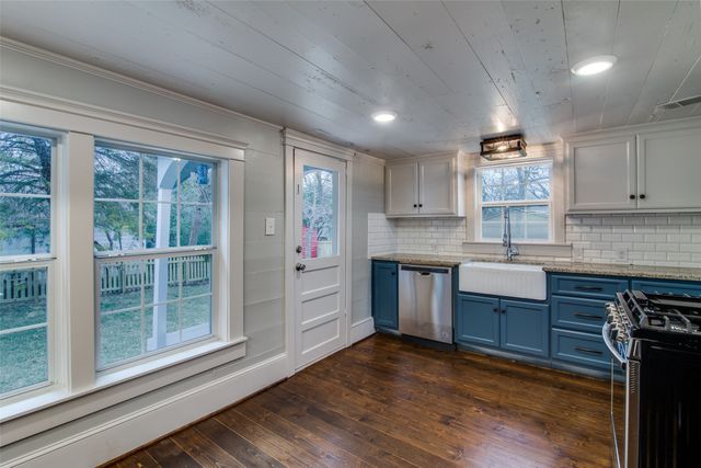 702 Kernodle Street, Rockwall, TX 75087