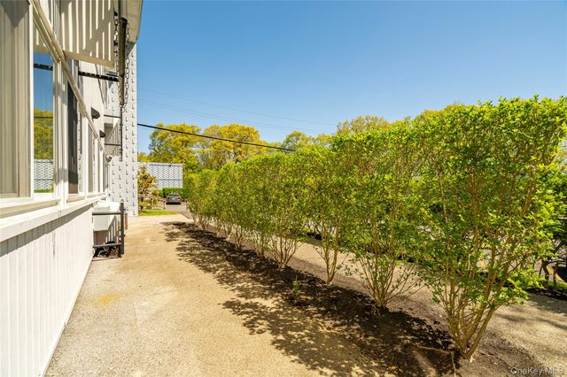 5 Wyndover Woods Lane 23, White Plains, NY 10603