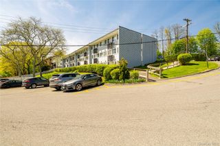 5 Wyndover Woods Lane 23, White Plains, NY 10603
