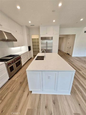 115 Bozeman, Irvine, CA 92602